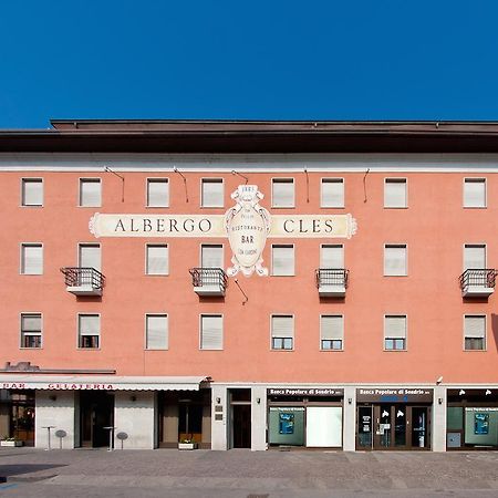 Hotel Cles Kültér fotó
